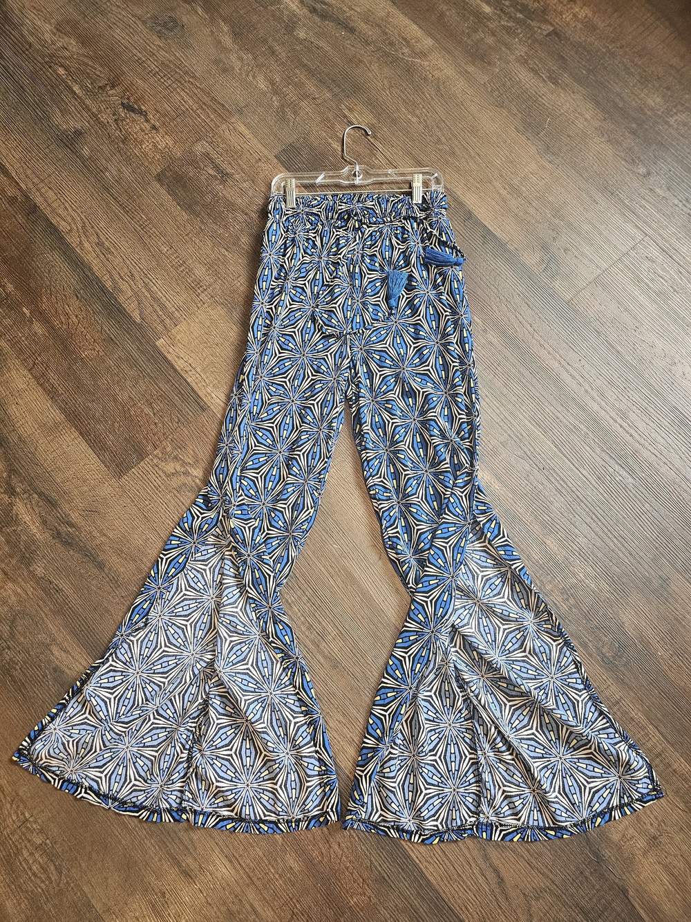 New Look Blue and Yellow Geometric Wide-Leg Pants E13
